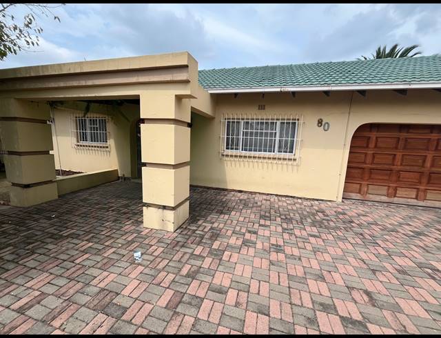 4 BEDROOM FREESTANDING FOR SALE IN BIRCHLEIGH NORTH